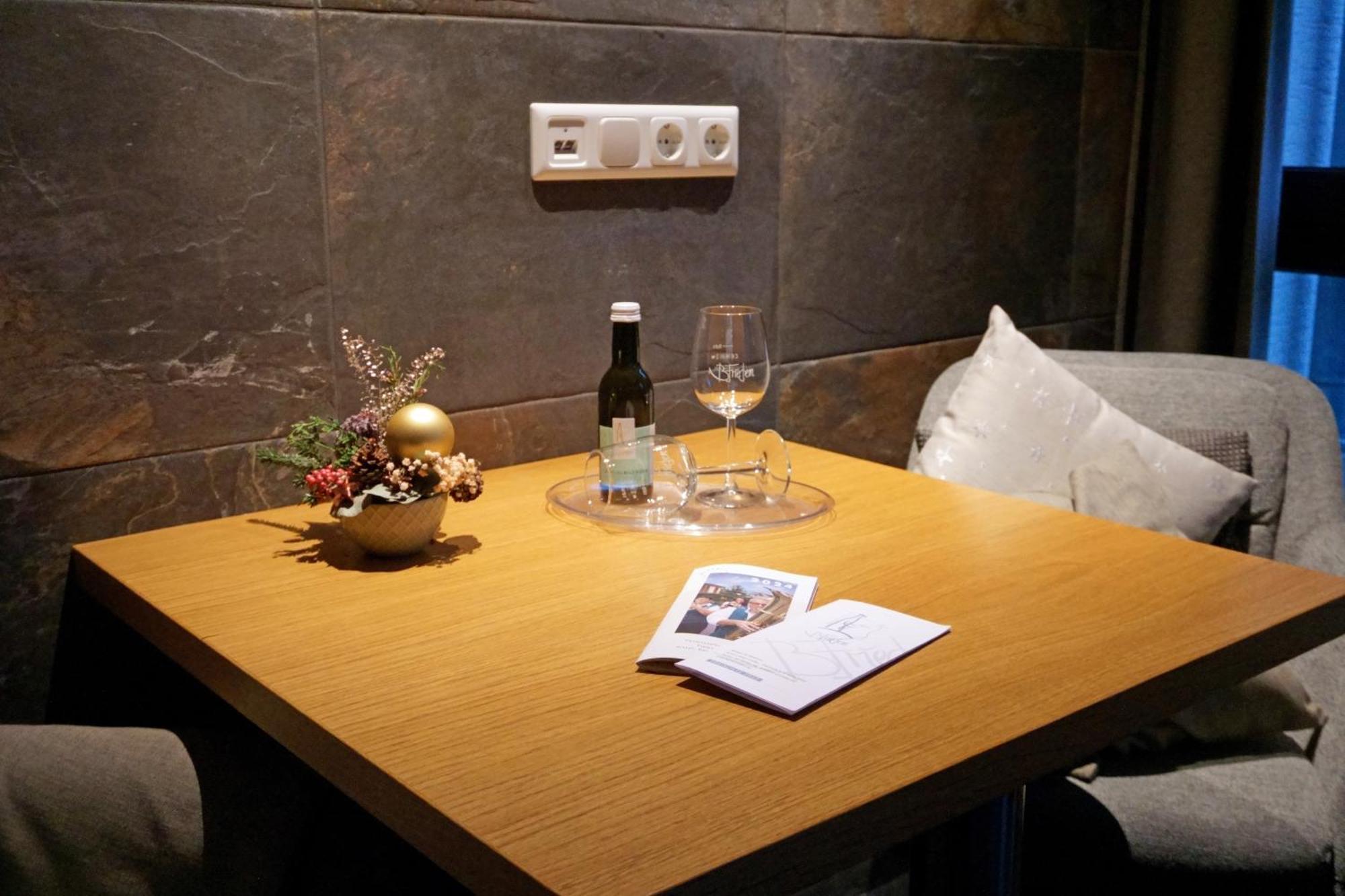 Gaestehaus Und Weingut Bernd Frieden Nittel Exteriér fotografie