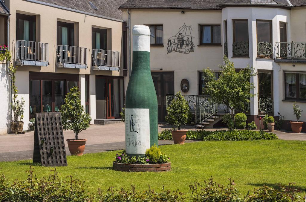 Gaestehaus Und Weingut Bernd Frieden Nittel Pokoj fotografie