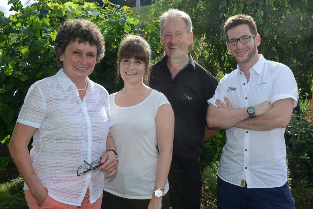 Gaestehaus Und Weingut Bernd Frieden Nittel Exteriér fotografie